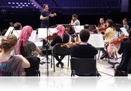 Nagysikerű koncerttel mutatkozott be Dubajban a Savaria Szimfonikus Zenekar