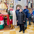 Hintó vitte a Szent Korona és a Szent Jobb hiteles másolatát a Szent Márton templomba Hintó vitte a Szent Korona és a Szent Jobb hiteles másolatát a Szent Márton templomba