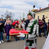 Tömegek várták az Aranyvonatot - Így érkeztek meg a szakrális ereklyék Szombathelyre