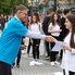 Fehér esernyők félórája - Quadrille Európai Táncfesztivál 2019 a Fő téren