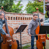 A Nagybőgő Quartett dacolt a széllel a Stromfeld lakótelepen (videóval)