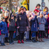 A celldömölki Szentháromság teret díszíti a Karitász szabadtéri tárlata