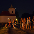 Tűzugrás virágkoszorúval - Múzeumok éjszakája a Vasi Skanzenben
