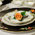 A velencei karnevál hangulatát idézi meg a Porcelán-bál című tárlat a Schrammel-gyűjteményben