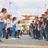 Fehér esernyők félórája - Quadrille Európai Táncfesztivál 2019 a Fő téren