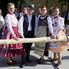 Májusfát állítottak, ennek örömére táncra is perdültek Kőszegen