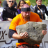 Kőmorzsolók a kráterben - IHGF Stone of Strength verseny a Sághegyen