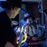 A Tom Kondor's Moonshine bluesra hangolta közönségét a Zsinagóga udvaron A Tom Kondor's Moonshine bluesra hangolta közönségét a Zsinagóga udvaron