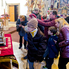 Hintó vitte a Szent Korona és a Szent Jobb hiteles másolatát a Szent Márton templomba Hintó vitte a Szent Korona és a Szent Jobb hiteles másolatát a Szent Márton templomba