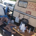 Fesztiválozók a Sziget fesztivál lakókocsiparkjában 2013. augusztus 11-én. MTI Fotó: Marjai János 