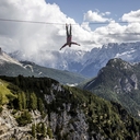 Az MTI/MTVA külső fotóriportere, Mohai Balázs képe a Highline című sorozatból, amely első helyezést nyert a 32. Magyar Sajtófotó Pályázat sport (sorozat) kategóriájában. Az MTI/MTVA külső fotóriportere, Mohai Balázs képe a Highline című sorozatból, amely első helyezést nyert a 32. Magyar Sajtófotó Pályázat sport (sorozat) kategóriájában.