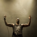 Derrick Green énekes a brazil Sepultura zenekar koncertjén a Rockmaraton fesztivál első napján a pécsi Malomvölgyben 2014. július 7-én. MTI Fotó: Sóki Tamás 