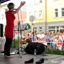 És most mindenki: le a cipővel!! 