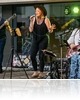 A Tom Kondor's Moonshine bluesra hangolta közönségét a Zsinagóga udvaron A Tom Kondor's Moonshine bluesra hangolta közönségét a Zsinagóga udvaron