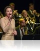 Jótékony színészek és zenészek  - Az Isis Big Band és a  Weöres Sándor Színház jótékonysági koncertje