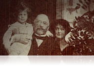 Csókolom a kezét – a Szegedy-Maszák család Generációk estje a Hadik Irodalmi Szalonban (ápr. 23.)