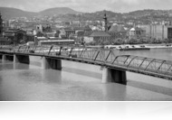 A híd, amely azért épült, hogy lebontsák - a Kossuth-híd éppen ma lenne 71 éves