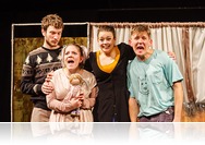 Meg lehet úszni egy kis hascsikarással? - Jancsi és Juliska a Soltis Lajos Színházban