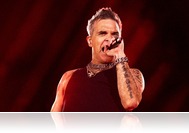 Robbie Williams visszatér Budapestre vadonatúj világkörüli turnéjával