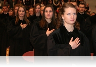 Az iskola megöli a kreativitást – Túlélési útmutató a „világ tetejéről”