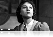 A rendőrök is megdöbbentek, mindenki sírt: az ünnepelt színésznő nem jelent meg a színházban, tragikus sors jutott Domján Editnek