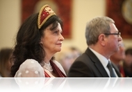 Himnusz - Orgoványi Anikó kiállítása a Premontrei Gimnázium dísztermében