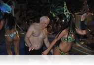 Nem haboztak bulizni! - Szilveszteri medenceparty a Sárvári Gyógyfürdőben