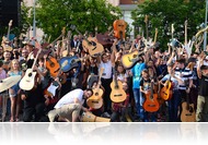 A dal a Miénk! - Ismét összeállt a város legnagyobb zenekara