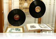 A villámhárítós esernyőtől az úszókészülékig - technikatörténeti kiállítás a könyvtárban