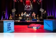 Mennyit keresnek a zenészek a YouTube-on és a Spotify-on?