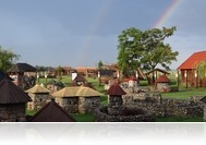 Új várakkal bővült a Guinness-rekorder dinnyési Várpark, ahol életre kel a magyar történelem