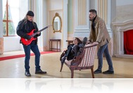 Itt a Novel zenekar új klipje - A magyar barokk egyik legszebb épületében latinos rock szólt