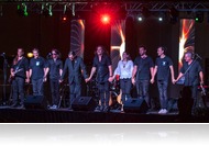 A Kormorán lélekemelő koncertje a Püspökvárban