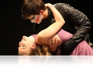 Maszkok tragédiája - a végzetes szerelem játéka a Soltis Lajos Színházban