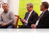 Cseh Tamás Program Isten áldásával - A tavasz kiemelt programjait ismertette az AGORA