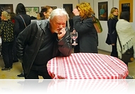 Kocsmahangulat - fiatal alkotók tárlata az ÉLŐ-TÉR Galériában (videóval)