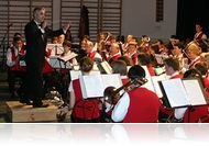 A Gátrobbantástól az S.O.S-ig - A Sárvári Koncertfúvós Zenekar újévi koncertje