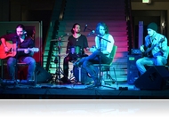 Az Ozone Mama akusztikolt a Sportház-aulában