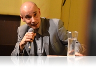 Keserédes mélyinterjú - Blogról blogra Kelemen Zoltánnal a Cafe Freiben