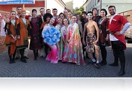 Felvonulás és néptáncgála a 38. Nemzetközi Folklórfesztiválon