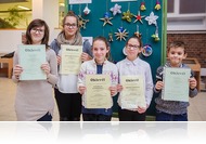 Karácsonyi gyöngyszemek - 110 diák nevezett az első Vas megyei karácsonyfadísz készítő versenyre