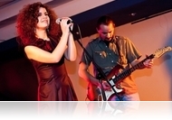 Híd a boldogsághoz - Voler Mouche lemezbemutató a moziaulában