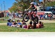Felbőgtek a motorok a XVII. Vármeetingen 