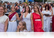 Jelmezes felvonulás a XXIV. Savaria Történelmi Karneválon