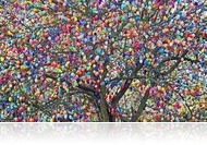 Így néz ki a világ leghíresebb tojásfája feldíszítve 