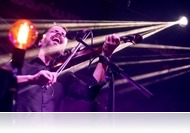 Életet lehelni a népzenébe - Interjú Szabó Balázzsal