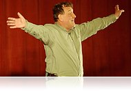 "Ha Trockij keres, a Szmolnijban vagyok!" - Fábry Sándor önálló estje a moziban   