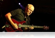 30 év jazz: kétnyelvű ingyenes kiadvány a Magyar Jazz Szövetségtől