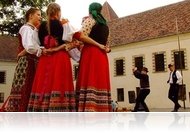 Páros szöktetés legényes módra - Városi Néptáncgála 2009