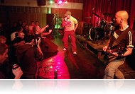 Hardcore-punk igehirdetés a SIC-ben